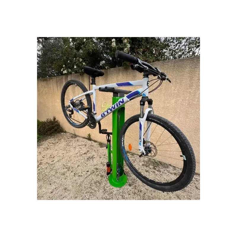 borne réparation vélos