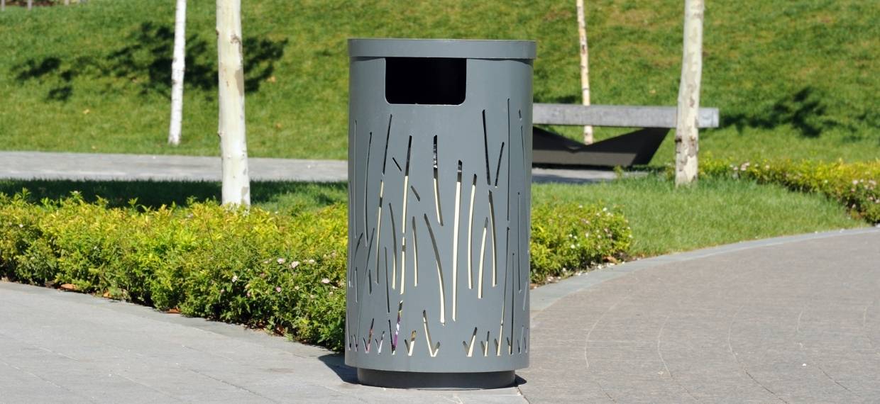 corbeille urbaine en acier